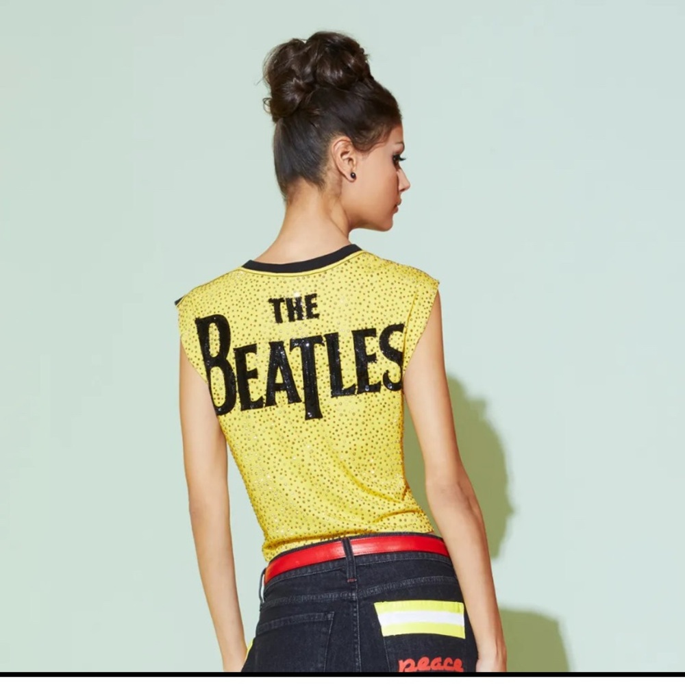 Alice + Olivia The Beatles Yellow Black Studded Sequin Top SZ Large SOLD OUT!!
